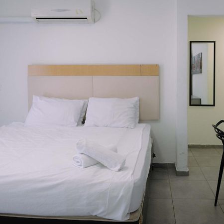 Rich Luxury Suites Eilat Buitenkant foto