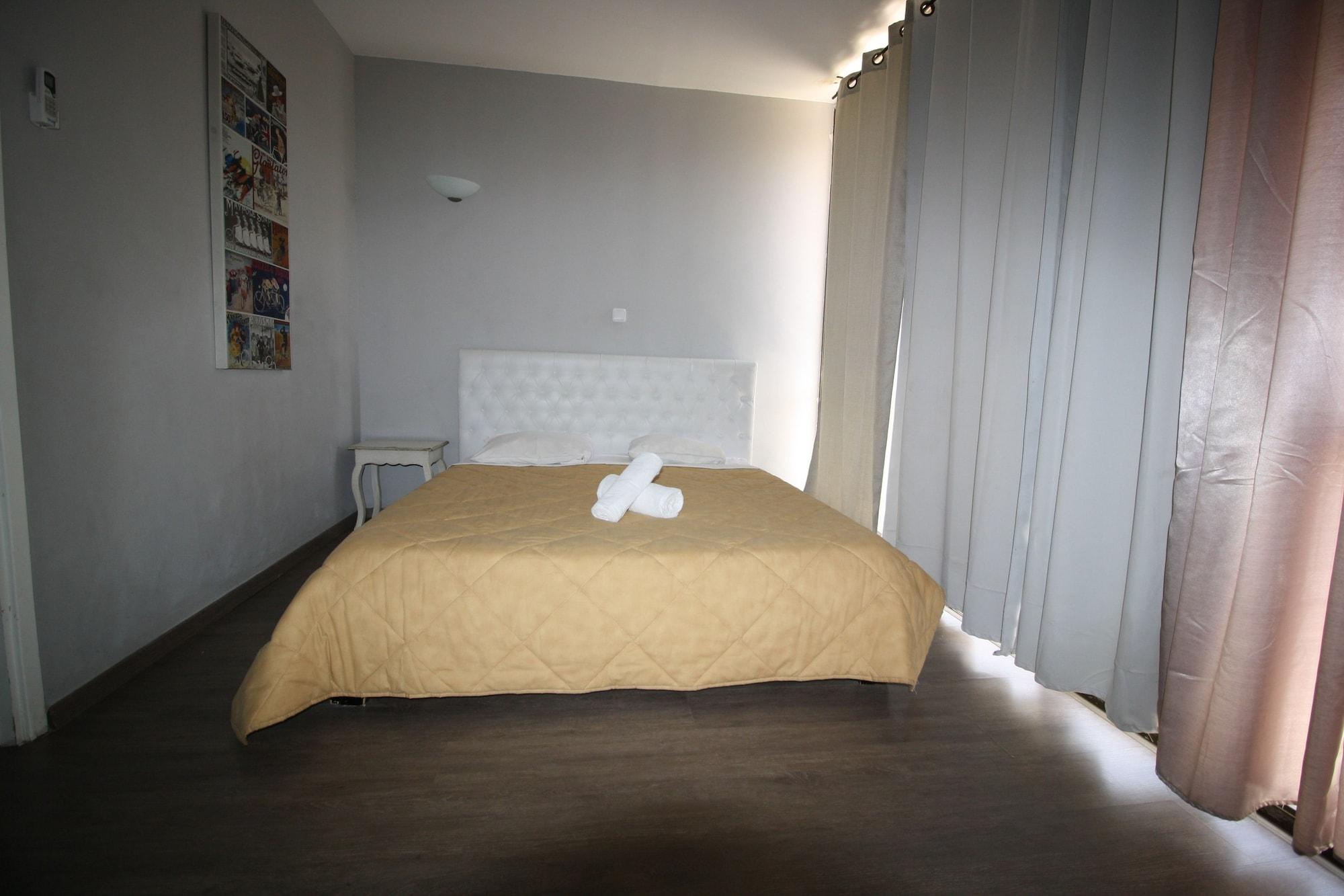Rich Luxury Suites Eilat Buitenkant foto