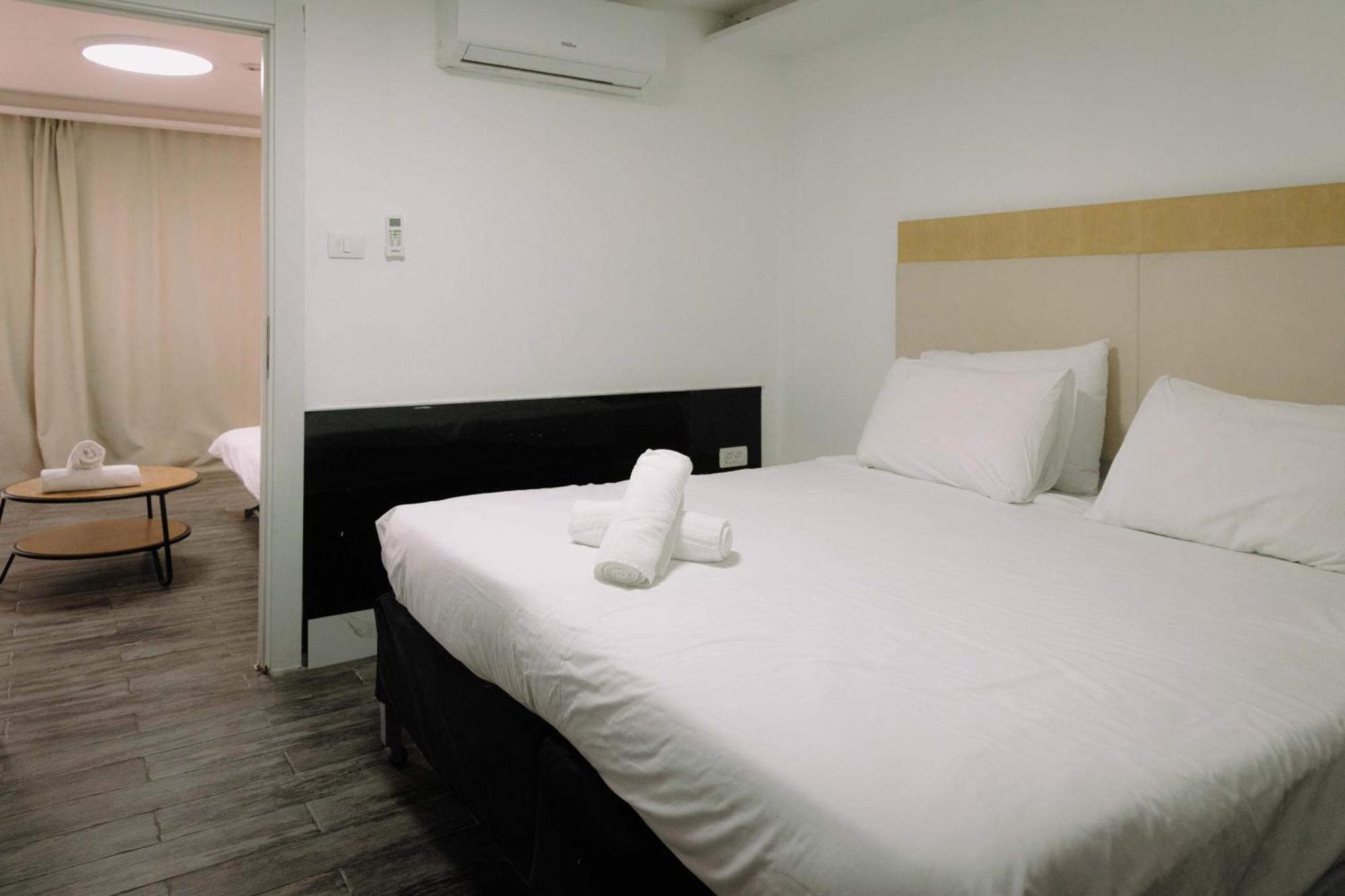 Rich Luxury Suites Eilat Buitenkant foto