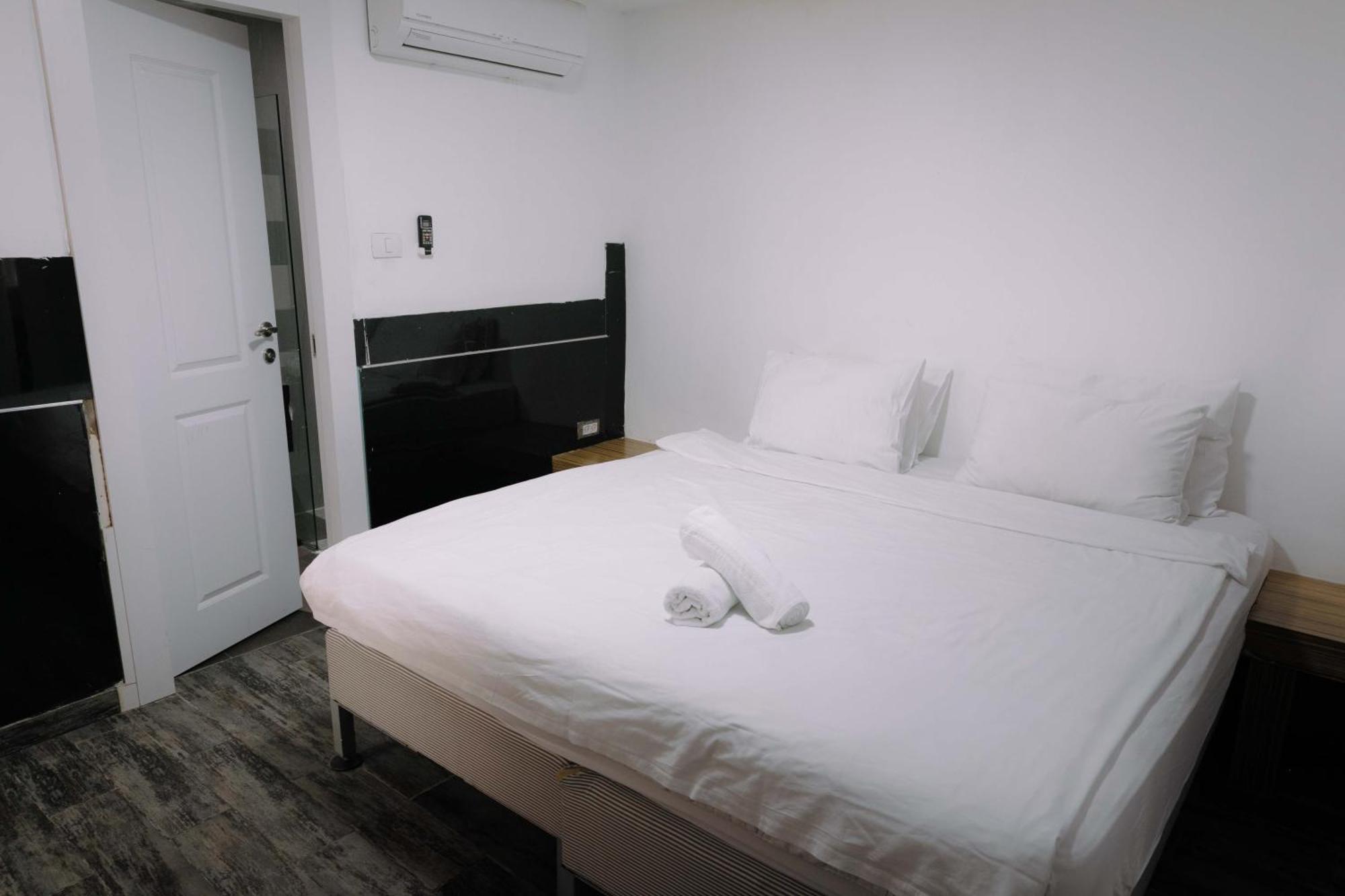 Rich Luxury Suites Eilat Buitenkant foto