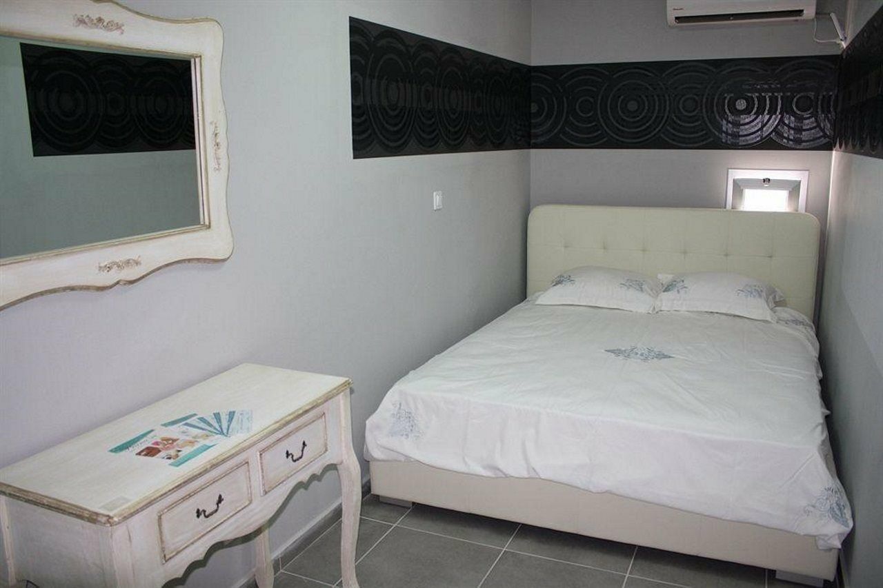 Rich Luxury Suites Eilat Buitenkant foto